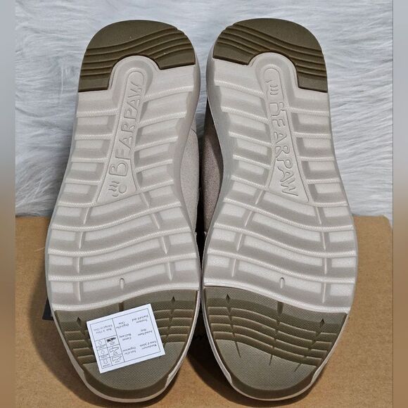 LAST PAIR!! NWT, Bearpaw, Tyra, waterproof, suede boots. - Picture 9 of 10